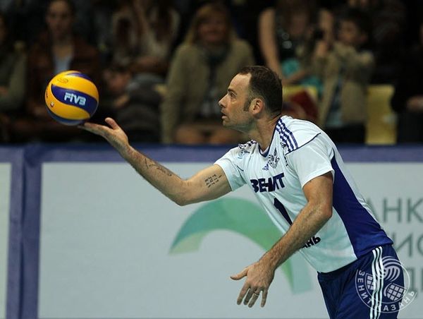 Αποχαιρετά πρωταθλητής ο Μπολ