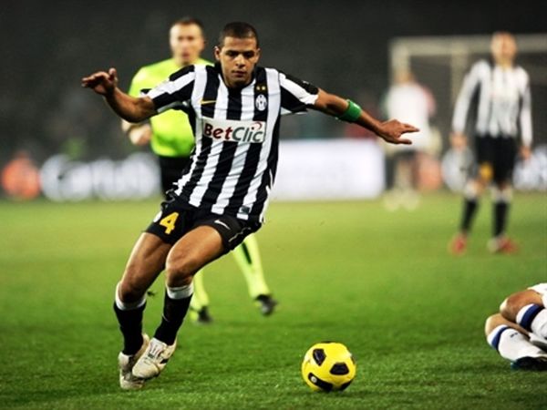 Θέλει Αγγλία ο Μέλο