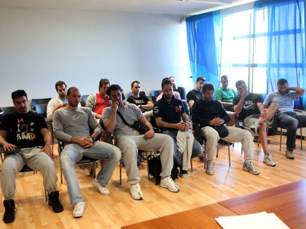 «Πρώτη» χωρίς υποσχέσεις