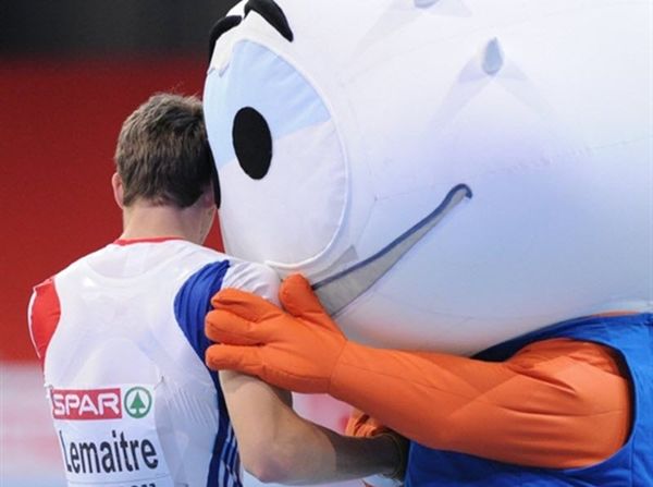 Ξεχώρισαν Λεμέτρ, Χάουι