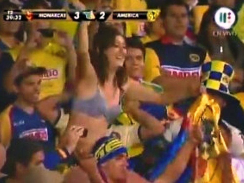 Τους… τα έδειξε