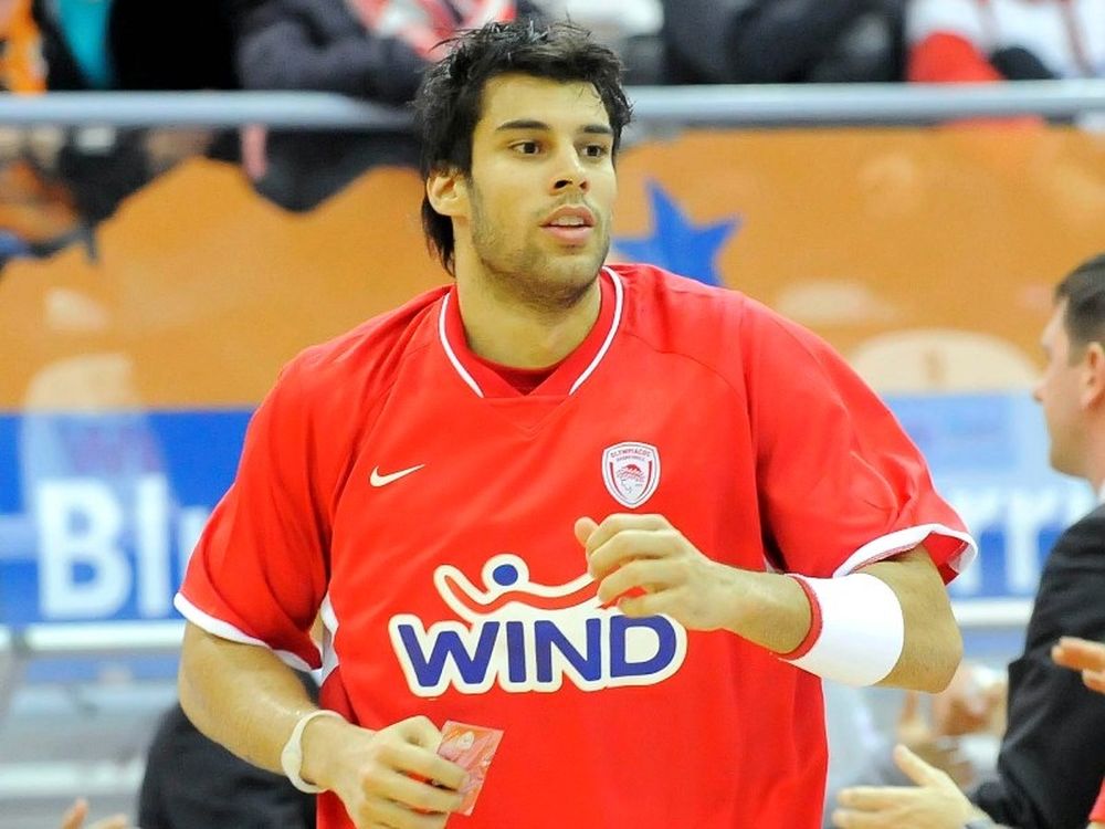 «Σα να μην είχα φύγει ποτέ»