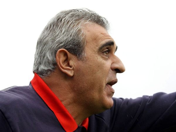 Τέλος ο Κουρμπανάς