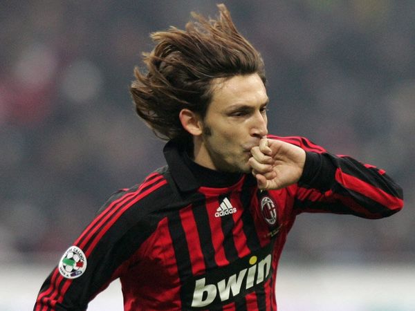 Στη Γιούβε ο Πίρλο!