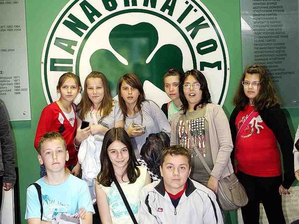 Παιδάκια στην Παιανία