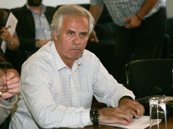 «Απόλυτη εμπιστοσύνη»