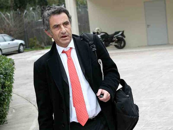 Άλλοι λόγοι για Βεκρή