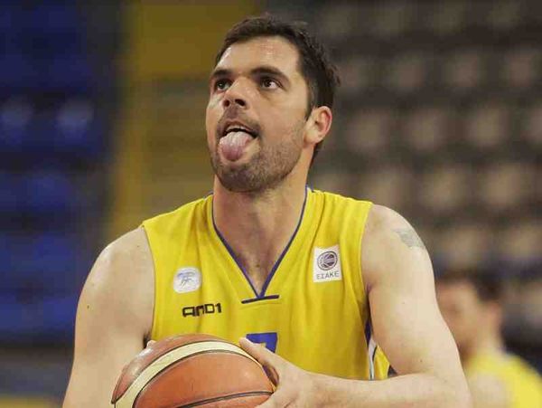 «Δεν χωράνε προγνωστικά»