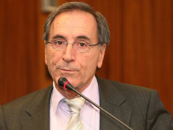 «Ότι πρόσφερα, πρόσφερα... »