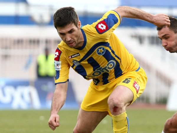 Στο στόχαστρο και ο Φυτανίδης