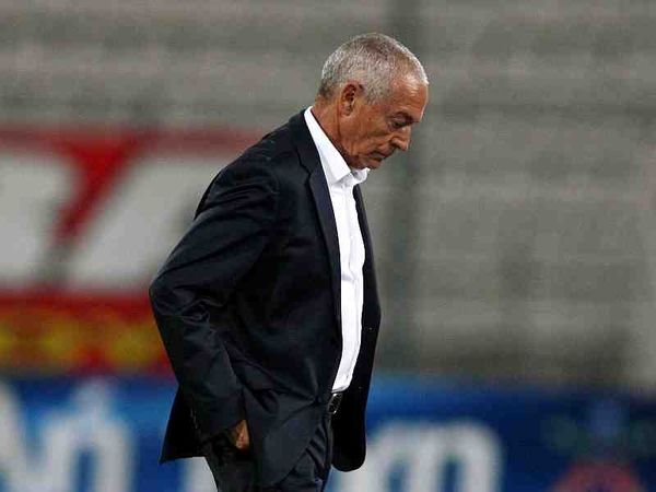 Ανοίγει η πόρτα της εξόδου