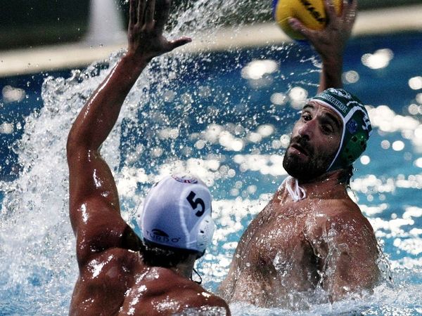 Προηγείται ο Αφρουδάκης