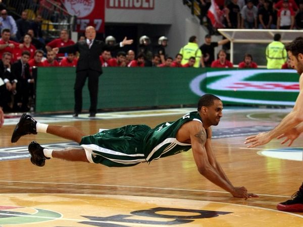 Υπέρηχο ο Νίκολας