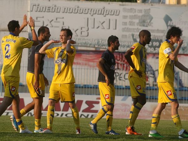 Ψάχνουν στο εξωτερικό