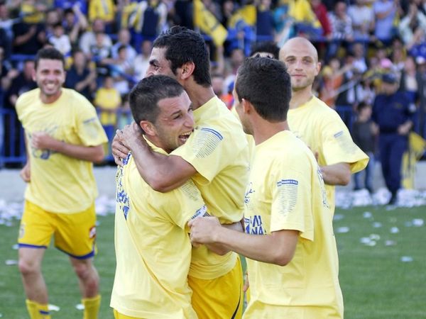 Τα εισιτήρια για τη φιέστα   