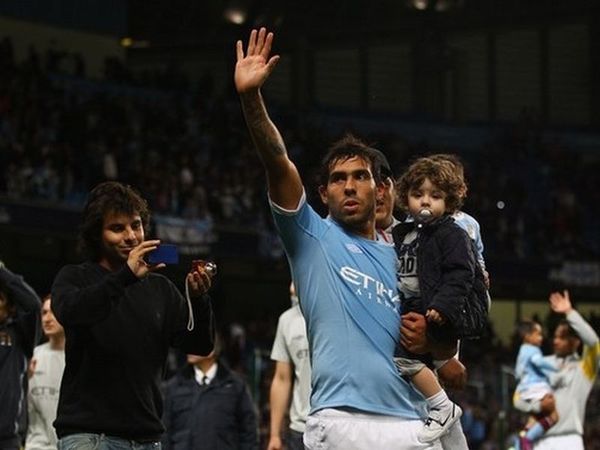 «Θα μείνει ο Τέβεζ»