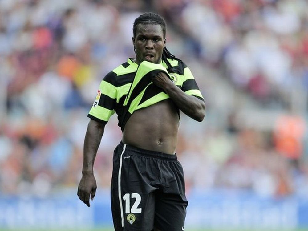 Επιμένει για Ντρέντε