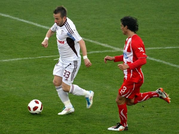 Προπονήσεις για τους ντόπιους...