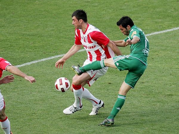 Γκολ, έξι μήνες μετά