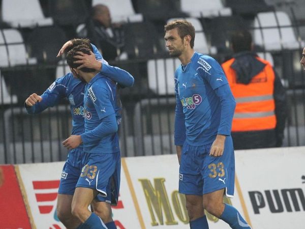 Ακόμη δύο φιλικά...