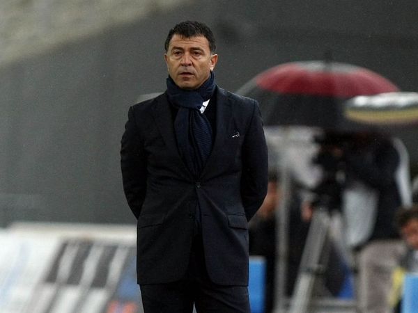 Άδεια οι παίκτες, όχι ο Λεμονής