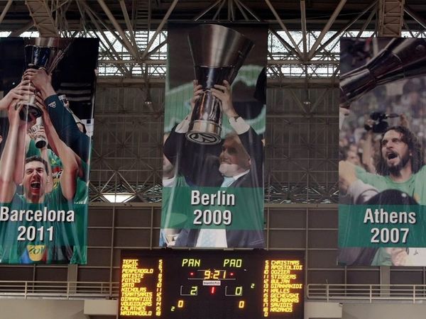 Ζοτς, ξεκόλλα…