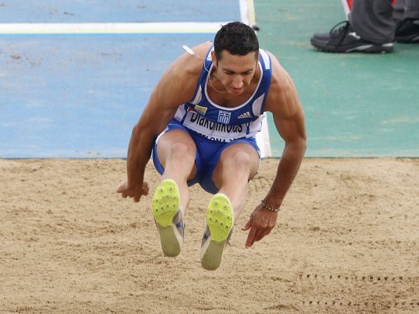 Τριπλή εκπροσώπηση