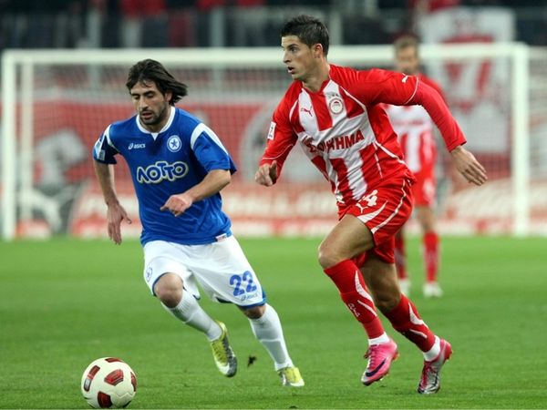 Τάτος: «Μιλάω με Ολυμπιακό»