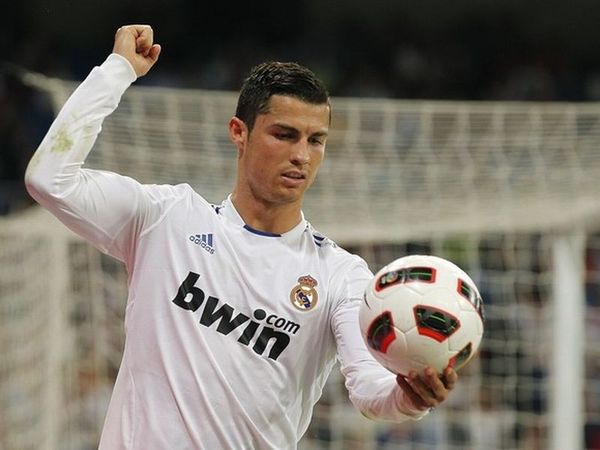 Ρονάλντο… η σημαία της Ρεάλ!