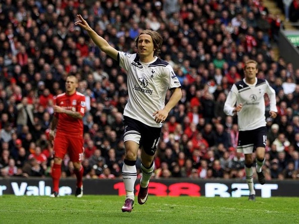 Εμφύλιος για Μόντριτς