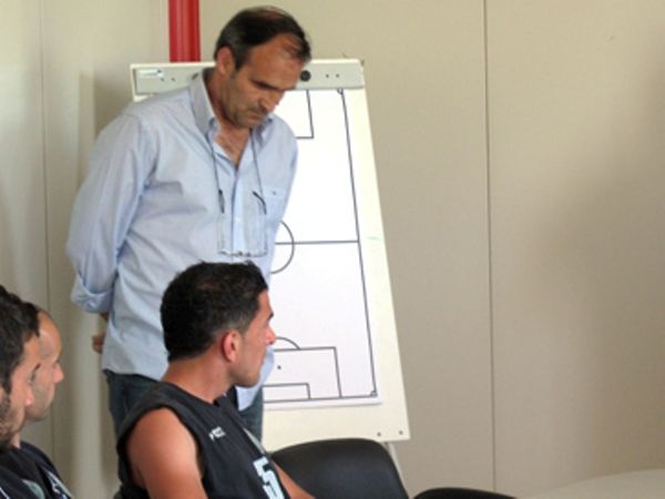 «Θα είμαι συνέχεια δίπλα σας»