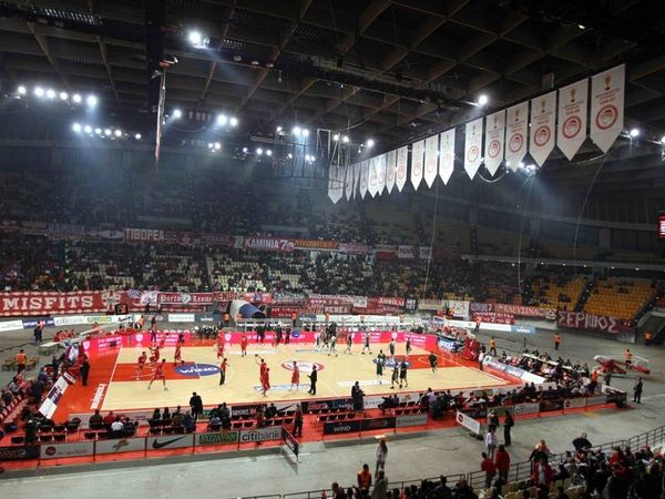 LIVE από το ΣΕΦ