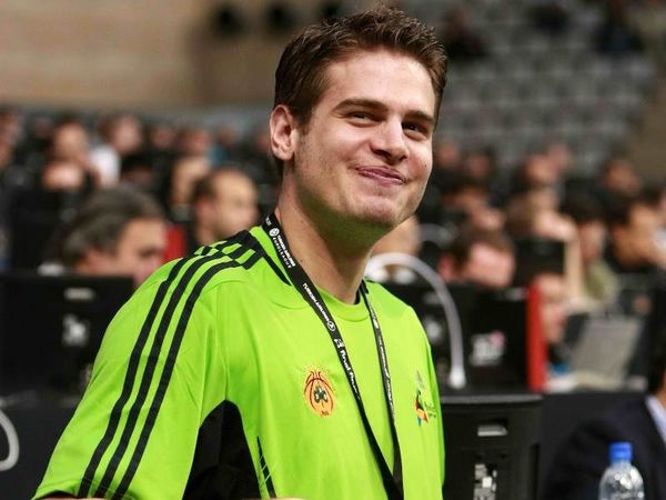 Μπόγρης αντί «Περπέ»