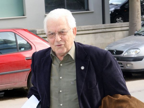 «Κανένα ασυμβίβαστο»