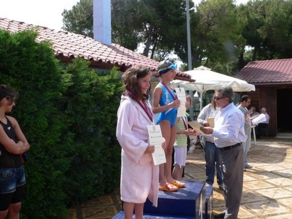 «Δελφίνια» γεμάτα μετάλλια