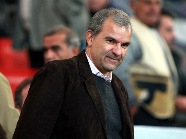 Δεν βιάζεται ο Λιανός