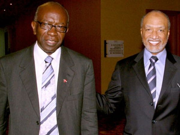 «Τσουνάμι αποκαλύψεων»