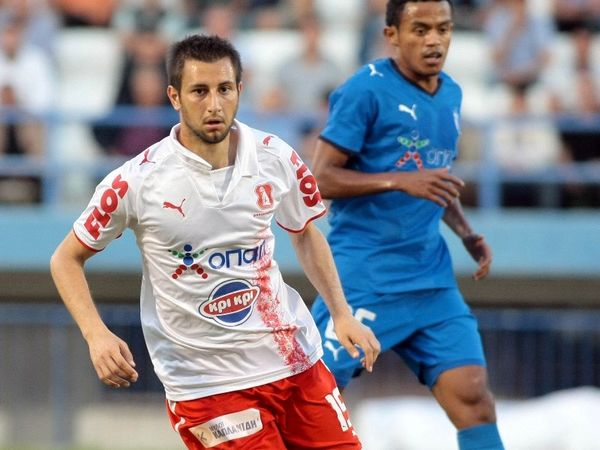 Ανανέωσε ο Κόντος