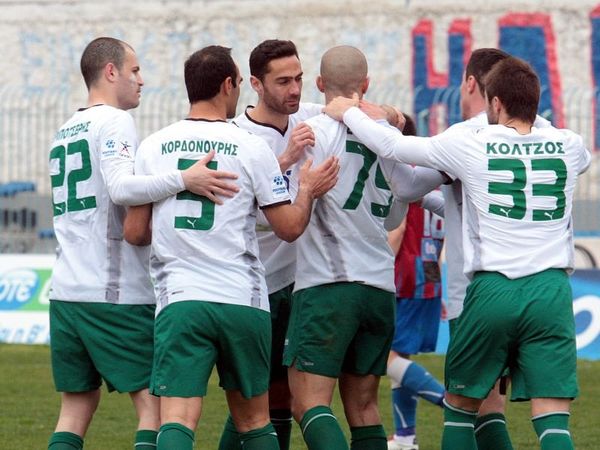 Τακτική και φιλικό