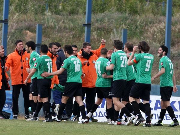 Φιλικός «εμφύλιος»