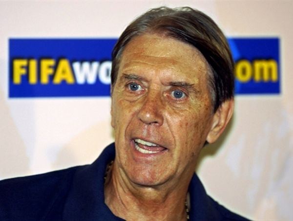 Μαλντίνι: «Δεν τα παρατάει ποτέ»