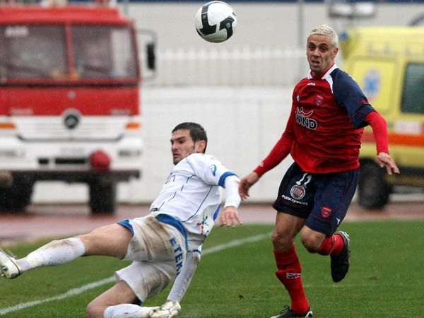 Διχάζει ο Εστογιάνοφ