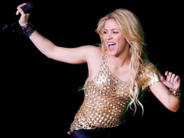  Αποθέωση από Σακίρα! (vd)