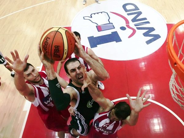 «Πράσινη» νίκη στο ντέρμπι