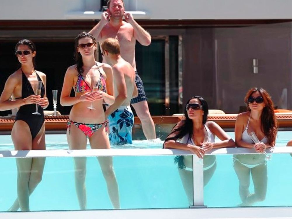 Οι κυρίες της αυλής