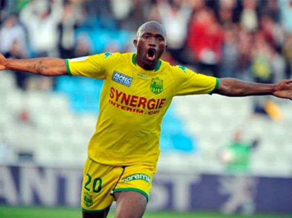 Παρακολούθησε Καπού