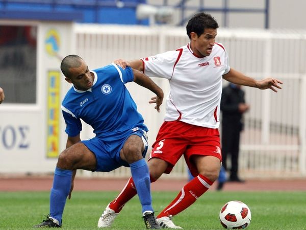 Κάστρο: «Θέλω να μείνω»