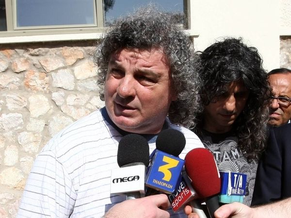 Ο Βασίλης τα είπε…