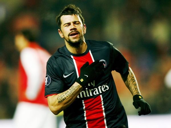 Αποχωρεί ο Κέζμαν από Ασία