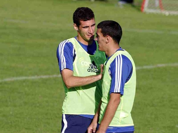 «Δένει» δύο, φεύγουν αρκετοί